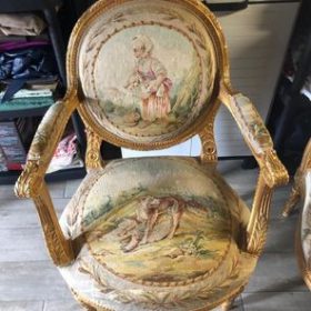 chaise-dore